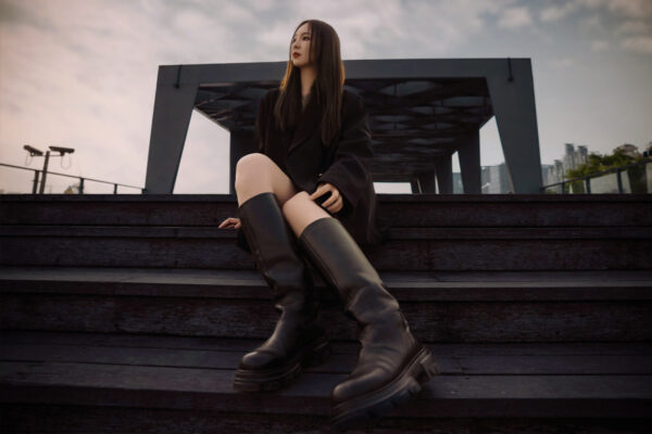 Techlynex images The Architecture of Onyx: Mastering All Black Styling Across the Calendar